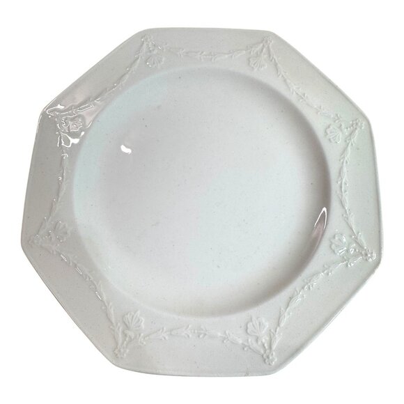 Set Of 4 Wedgwood Queensware Octagonal Embossed White Lunch Plates 8” Vintage - Picture 2 of 8